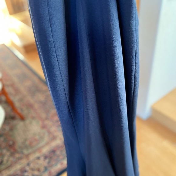 Dress The Population Navy Trumpet Dress - Picture 7 of 7